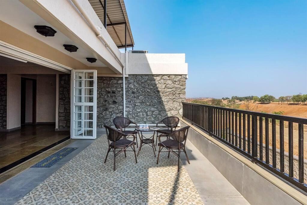 Stone Mansion By Phoenix Stays Igatpuri Exterior foto